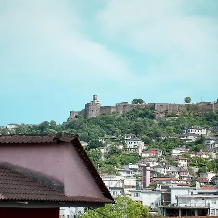 Gega's * Gjirokastër