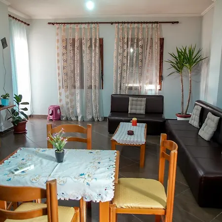 Appartement Gega's Gjirokastër