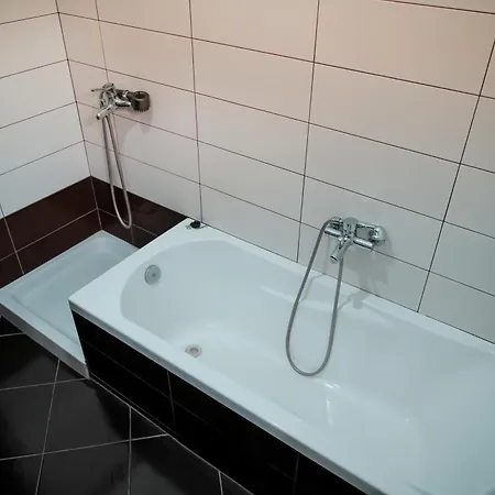 Apartment Gega's Gjirokastër